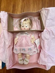 New ListingVintage Madame Alexander “ Sweet Baby” Doll  #3630 Original Box 13”