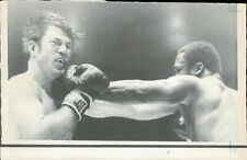 1969 Press Photo Heavyweight Boxer Joe Frazier Lands Left on Jaw Jerry Quarry ws