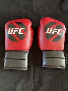 UFC Gym 12 Oz. Training/Sparring Gloves Red And Black