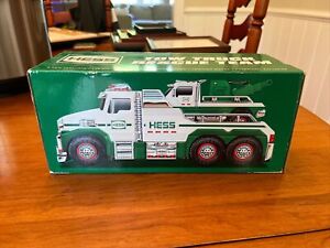 In-box Collectible Hess 2019 Tow Truck Rescue Team