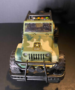 US Army Off Roader Toy Truck Lights & Sounds Camo Jeep Brooklyn Lollipops