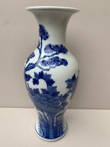 New ListingAntique Chinese Export Blue And White Porcelain Vase China Good Condition 19th