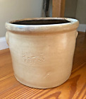 J Fisher Lyons NY Primitive Salt Glazed Stoneware 1 G Crock w/ Handles 6.5