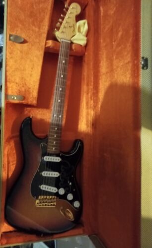 Fender Stevie Ray Vaughan Stratocaster Electric Guitar Signature Strat SRV