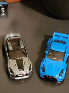 hot wheels lot of 2 loose Nissan R35 Silver and Black / Blue Libertywalk