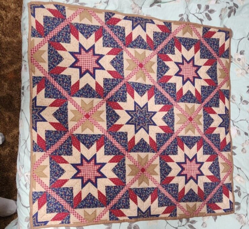 New ListingHAND STITCHED QUILT 34