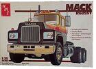 AMT Mack R685ST Semi Tractor 1:25 Scale Model # 5020 New Open Box Missing Decals