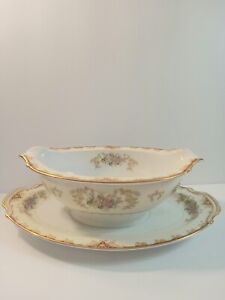 New ListingNoritake Occupied Gravy Boat W/Attached Underplate Vintage Hand Painted Floral