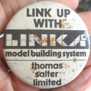 THOMAS SALTER LINKA model building system vintage 1970s promotional pin BADGE