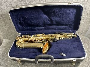 Vintage C.G Conn Shooting Star Alto Saxophone With Conn Hard Case N82028
