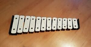 Vintage xylophone Glockenspiel musical instrument, 12 keys /kk