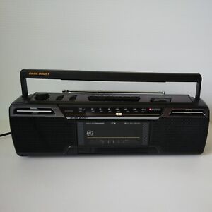 New ListingGE 3-5624A Stereo Boombox-Cassette Player/Recorder-AM/FM Radio-1992-Tested Works