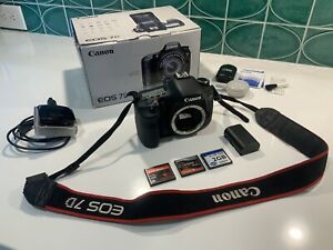Canon EOS 7D 18.0 MP Digital SLR Camera - Black (Body Only) With Memory Cards