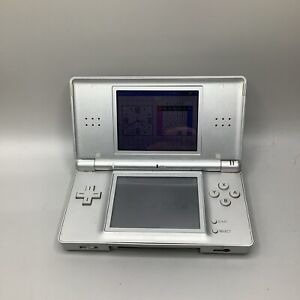Silver Nintendo Ds Lite For Parts Or Repair