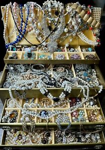 Estate Vintage to Modern Costume Jewelry 1 LB WEARABLE Bulk Lot Grab Bag Resell