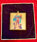 🌟 VINTAGE HOLOGRAM PIN  GIRL PENDANT FOR NECKLACE 40S-50S