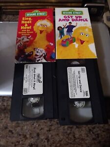 Sesame Street - Get Up and Dance, Sing Hoot And Howl (VHS) - 1997 Vintage Kids