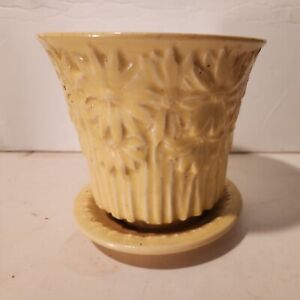 McCoy POTTERY YELLOW DAISY VIOLET POT ATTACHED SAUCER EXCELLENT CONDITION LQQK