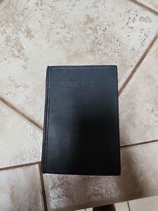 Small Old And New Testament American Society Bible