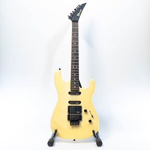 1987 Charvel Model 3  - Electric Guitar with Gigbag - Pearl White