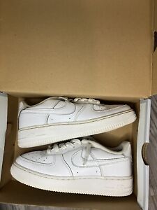 Size 6.5 - Nike Air Force 1 Low '07 White