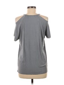 Lovestitch Size M Short Sleeve Top & **20% OFF if you buy 4 items I sell !**