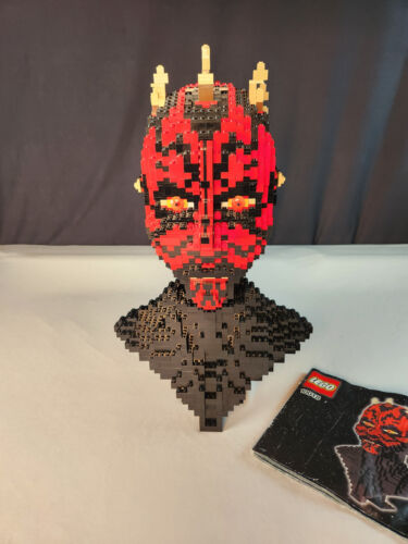 DARTH MAUL BUST #10018 LEGO COMPLETE SET WITH ORIGINAL INSTRUCTIONS - RARE !