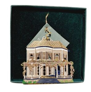 SHELIA'S HISTORICAL CHRISTMAS ORNAMENTS COLLECTION CHESTNUT HOUSE FIRST EDT 1995