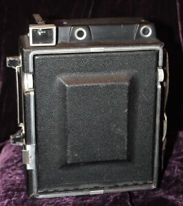 4x5 Crown Graphic, top rangefinder, with battery cap, extra 90mm WA lens