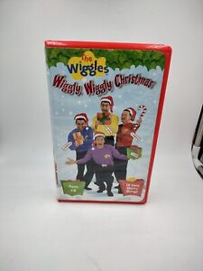 New ListingThe Wiggles: Wiggly, Wiggly Christmas (VHS, 2000) 19 Very Merry Songs, Singing