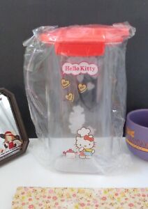Sanrio 2007 Hello Kitty Baking Acrylic Plastic 2.1 L Beverage Pitcher NIB Japan