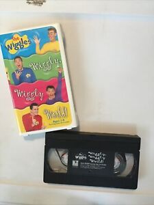 The Wiggles: WIGGLY, WIGGLY WORLD! (vhs) Jeff, Murray, Anthony, Greg. Clamshell