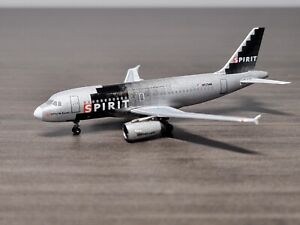 Aeroclassics 1:400 Spirit Airlines Airbus A319 N525NK (Silver pixel livery)