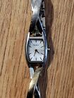 DKNY NY-4634 WATER RESIST 3 ATM QUARTZ WOMEN'S WATCH SILVER/GOLD TONE USED !!