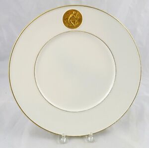 KPM Arkadia Gold Arcadia Gold Medallion Dinner Plate 10-1/2