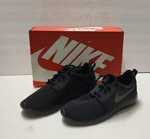 Nike Roshe One Women's Black Trainers 844994-001 Sneakers Shoes MISMATCHED SIZE