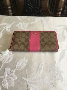 Coach Wallet Signature Fabric Large Zippered / Pink And Tan/ “NEW”