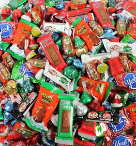 Christmas Candy Variety Pack - 2Lb Bulk Chocolate, Peppermint Candy, Hershey Kis