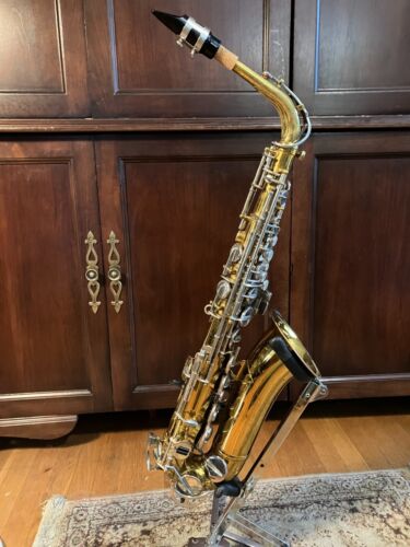 Vintage King Cleveland Alto Saxophone With Mouthpiece and Ligature