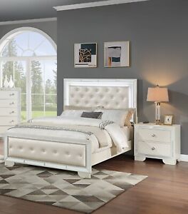 Beautiful 3pcs King Size Bed w LED 2x Nightstands Cream Tufted Faux Leather
