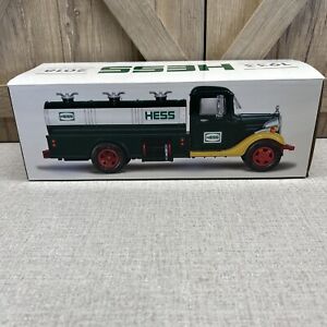 2018 Hess Truck Collectors Edition 1933 Never Opened