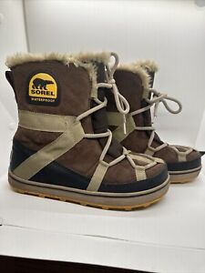 Sorel Glacy Explorer Shortie Snow Boots - Women's Size 7.5 Barely Used!