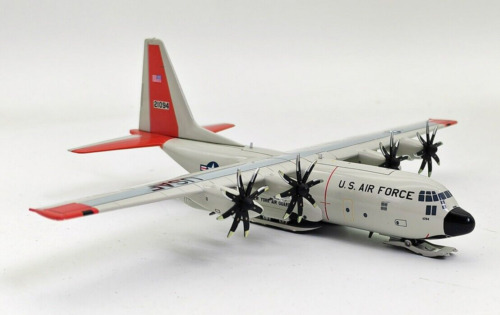 1:200 IF200 USAF Lockheed Martin C-130H H. 92-1094 w/Stand