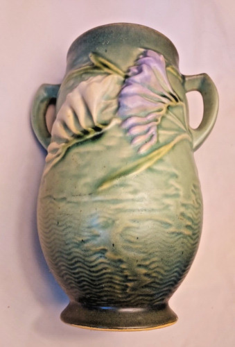 Vintage Roseville Art Pottery Green Freesia Double-Handled Vase -120-7