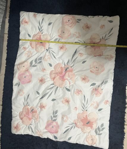 4 Piece Pink Floral/Roses Mini Crib Bedding Pre Owned Great Condition
