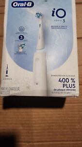 Oral-B iO Series 3 Limited Rechargeable Electric Powered Toothbrush, White