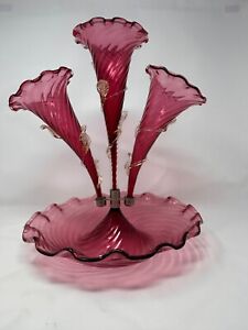 Fabulous Antique Victorian Cranberry Swirl Art Glass 3 Horn Epergne w/ Gold Dust