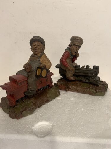 New ListingVntg Tom Clark Train Gnomes Set Of 2 Cab #29 & Chief #98 Cairn Studios NICE See