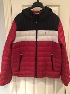 NWT Tommy Hilfiger Men Quilted Color Blocked Hooded  Puffer Jacket Size M $195