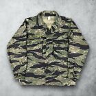 Vintage US Army Tiger Stripe Camo Jacket Combat Fatigue Embroidered Size Large